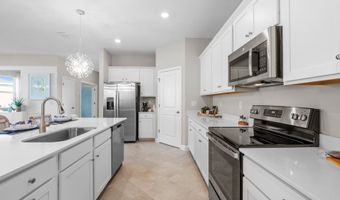 3024 WESTON MANOR Dr, Alva, FL 33920