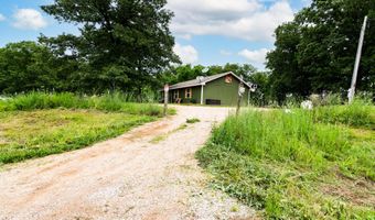 1275 Highway Dd, Ava, MO 65608