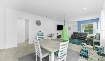 5547 DEL CORONADO Dr, Apollo Beach, FL 33572