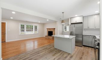 601 Bethesda Ave, Aberdeen, NC 28315