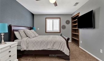 19581 Powhatan Rd, Apple Valley, CA 92308