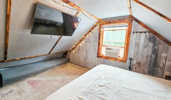 14 Helen St, Auburn, ME 04210