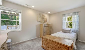 37 Spruce Cir S, Barnegat, NJ 08005