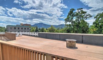 2590 Pearl St, Boulder, CO 80302
