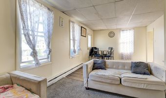 3 Young Ave, Amsterdam, NY 12010