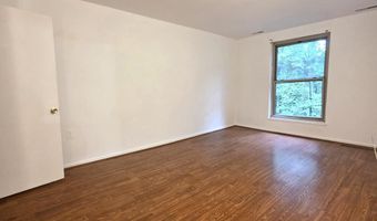 3376 WOODBURN Rd, Annandale, VA 22003