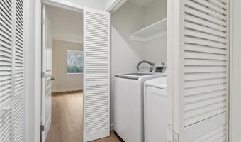 28512 Conejo View Dr, Agoura Hills, CA 91301