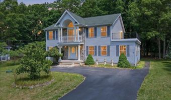 63 Fox Hill Rd, Albrightsville, PA 18210