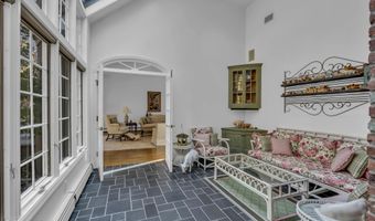 34 Bruns Rd, West Allenhurst, NJ 07711