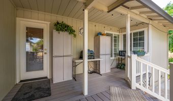 6766 Drake Dr, Anderson, CA 96007