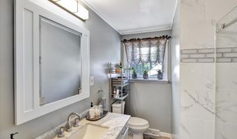 24 Venus Ave, Burlington, VT 05408