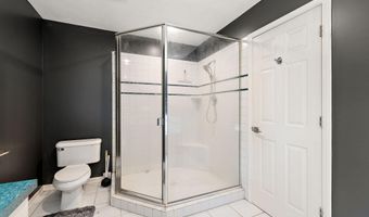 9820 Snow Pointe Dr SE, Alto, MI 49302