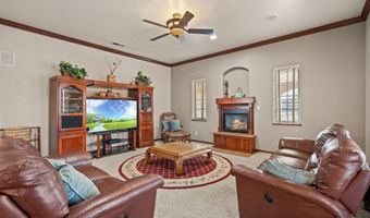 2686 Della Rd SW, Albuquerque, NM 87105