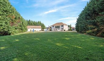 222 SILVER BIRCH Ln, Bear, DE 19701