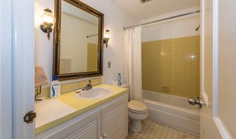 2070 White Pond Dr, Akron, OH 44313