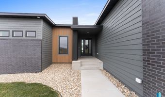 1608 W River Bend St, Brandon, SD 57005