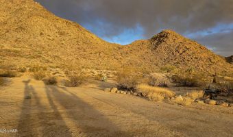 11658 Sherry Rd, Yucca, AZ 86438