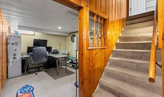 8960 Niver Ave, Allen Park, MI 48101