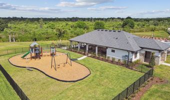 3189 Fall Harvest Dr, Zephyrhills, FL 33540
