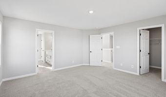 4246 Hayden Valley Dr, Bargersville, IN 46106