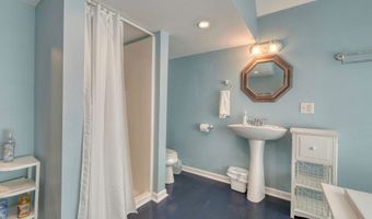 1194 Main St, Andrews, NC 28901