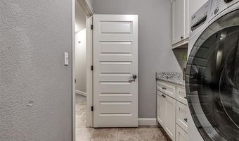 5507 Nottingham Pl, Bartlesville, OK 74006