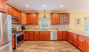 111 Middle St, North Kingstown, RI 02852