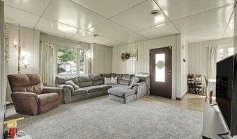 707 Ohio Ave, Auburn, IN 46706