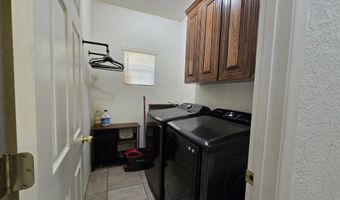 507 Oakwood Pl, Carlsbad, NM 88220