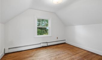 380 Angell Rd, North Providence, RI 02904