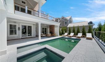 813 Ocean Rd, Narragansett, RI 02882