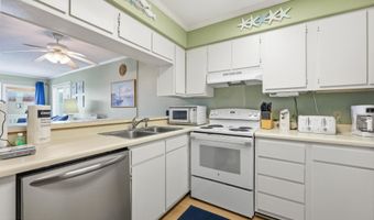 1904 E Fort Macon Rd 252, Atlantic Beach, NC 28512