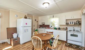 15 Main St, Allenstown, NH 03275