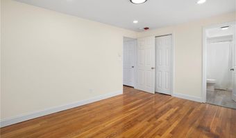 370 Montgomery Ave, Cranston, RI 02905