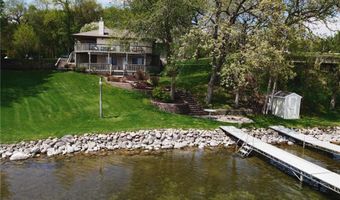 11621 Maple Springs Dr SE, Alexandria, MN 56308
