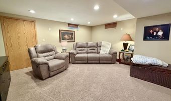 111 SW 14th Ave, Aberdeen, SD 57401