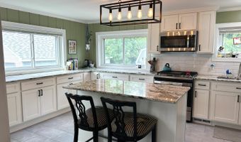 815 W Washington Ave, Alpena, MI 49707