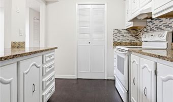 500 ORANGE Dr 10, Altamonte Springs, FL 32701