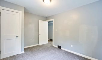 183 Eastholm Ave, Akron, OH 44312