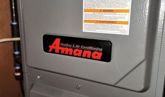1800 E Maple St, Algona, IA 50511