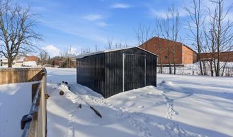 211 Commercial St, Arlington, WI 53911