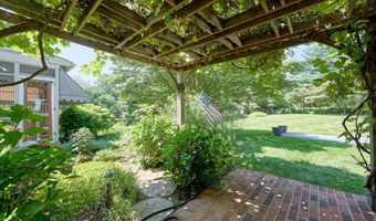 27 RAPHAEL Rd, Hockessin, DE 19707