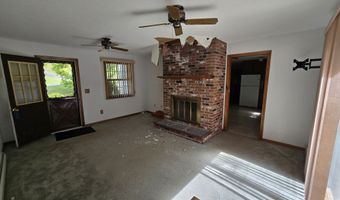 50 Woodhaven Dr, Burlington, CT 06013