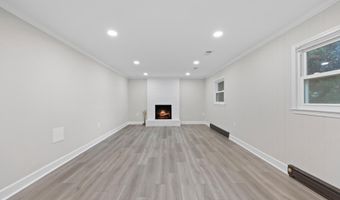 5610 SHADE TREE Ln, Alexandria, VA 22310