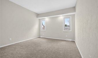 578 N Main St, Amherst, OH 44001