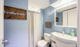 727 22nd Ave SW, Altoona, IA 50009