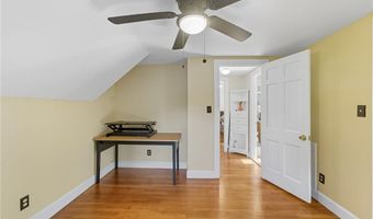 53 School St, Johnston, RI 02919