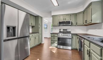 47 Deer Run Dr S, Barnegat, NJ 08005
