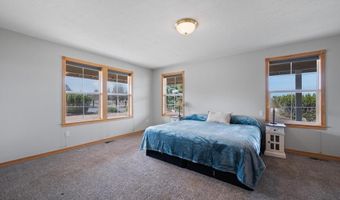 24585 Dodds Rd, Bend, OR 97701