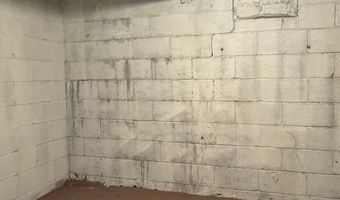 1604 W 11th St, Anderson, IN 46016